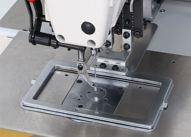 Mechanische 130 * 60mm computergesteuerte Nähmaschine für Industrie-Nadel-Zufuhr fournisseur