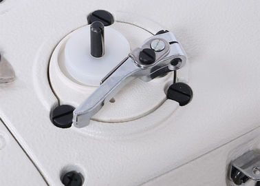 Mechanische 130 * 60mm computergesteuerte Nähmaschine für Industrie-Nadel-Zufuhr fournisseur