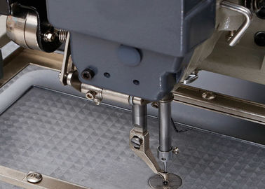 Leichte Kettenstich-Stickmaschine, Kreuzstich-Nähmaschine für Kleidung fournisseur