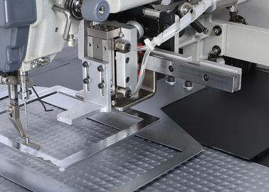 Leichte Kettenstich-Stickmaschine, Kreuzstich-Nähmaschine für Kleidung fournisseur
