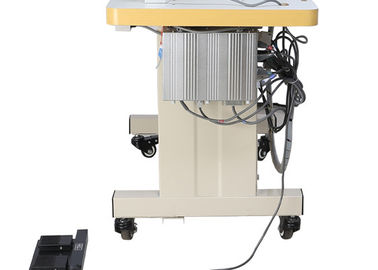 Sicherheitsgurt-automatische Industrienähmaschine fasten mit Software-System fournisseur
