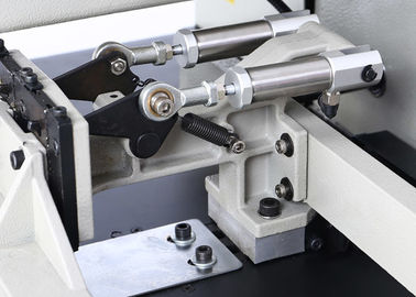 Schuhe/Taschen-Hochgeschwindigkeitsnähmaschine, Polsterungs-industrielle steppende Maschine  fournisseur